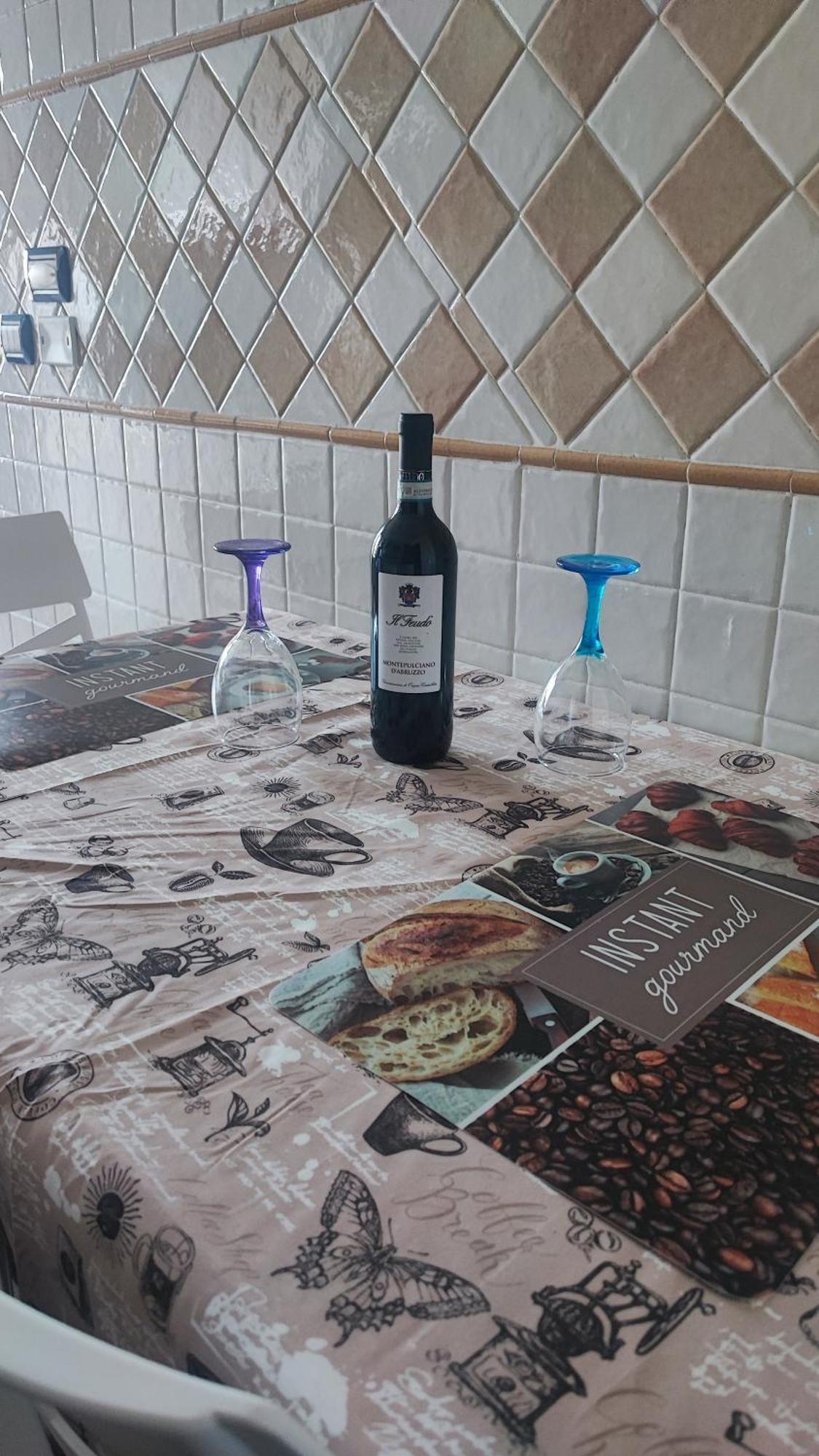Love Home Apartament Near The Airport Fiumicino Exteriör bild